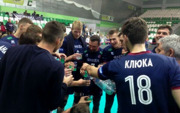 Ирина Ромашкина / КРАСНЫЙ СЕВЕР