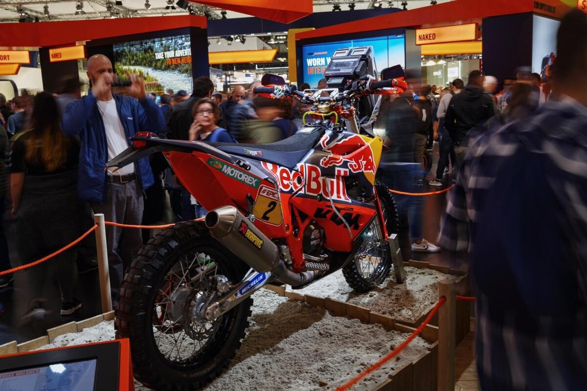 Кросачи от KTM в естественной среде обитания