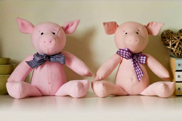 Умеете шить? Тогда изготовьте мягкую игрушку в форме поросенка!