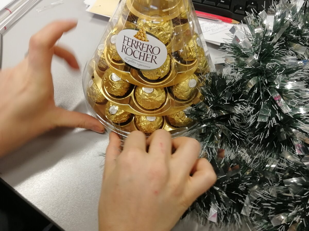 БУКЕТ ИЗ КОНФЕТ FERRERO ROCHER 