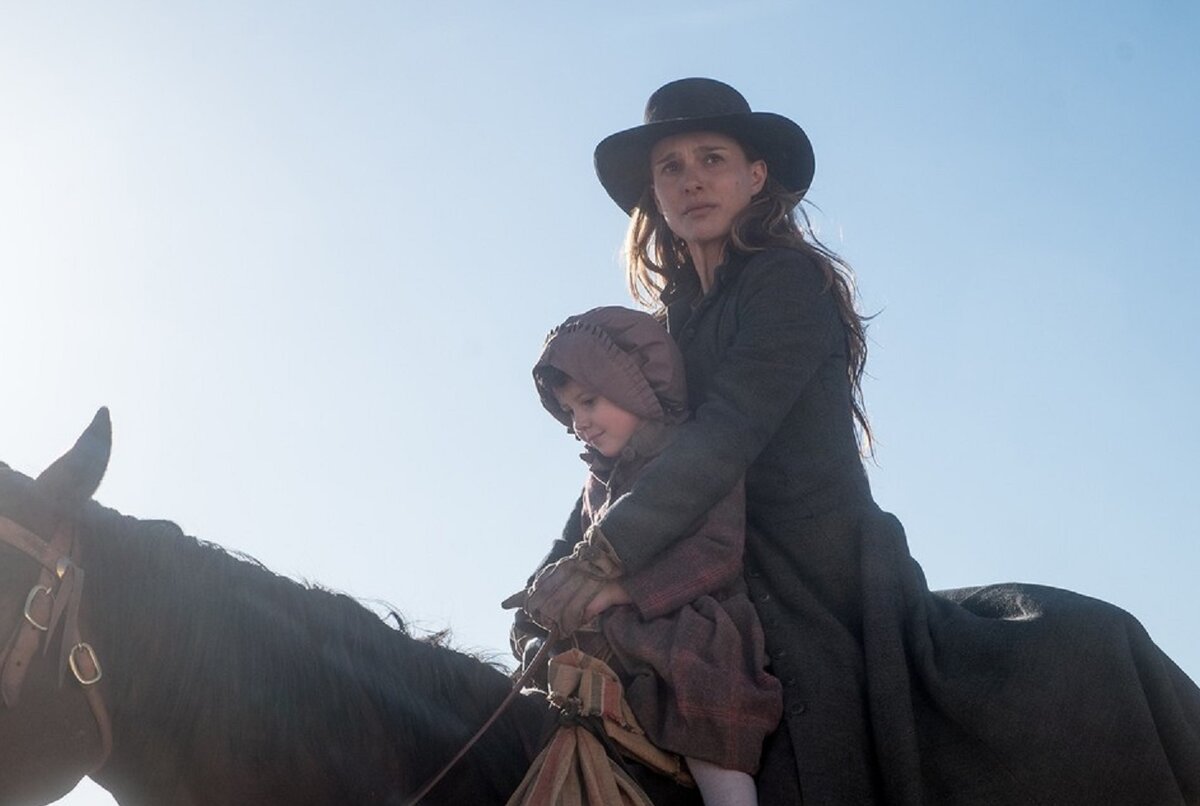 Кадр из фильма "Джейн берет в руки ружьё" 2015 г.