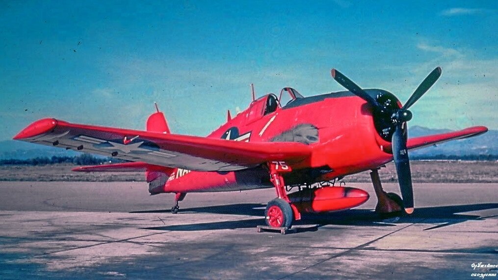                                            Самолет-мишень Grumman F6F-5K Hellcat