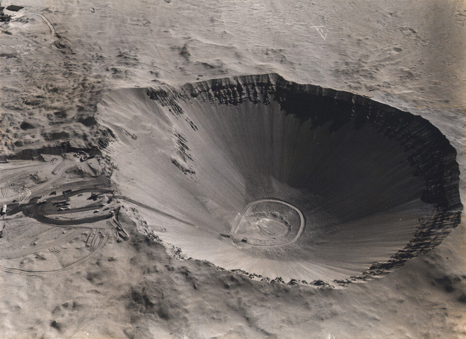 Кратер Седан после подземного ядерного взрыва, Невада, США
