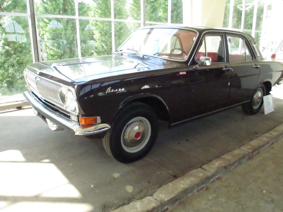 ГАЗ-24 первая серия