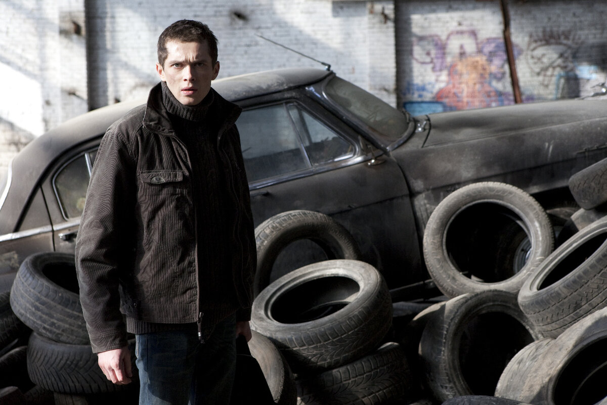 Фрагмент из фильма Чёрная Молния