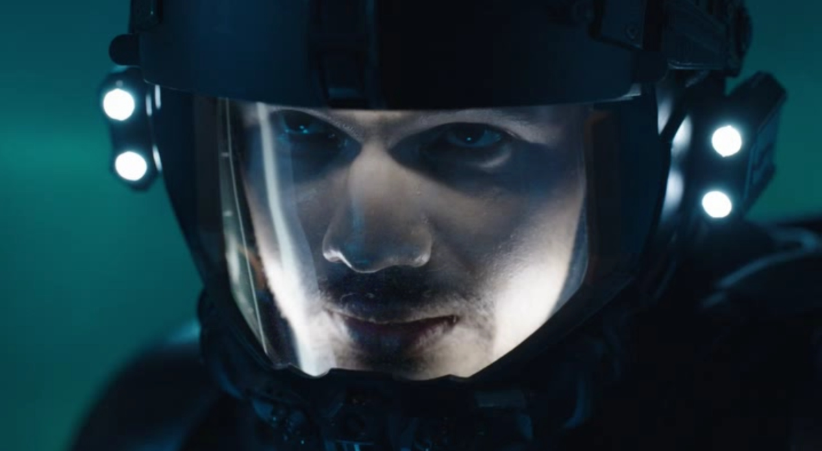 Стивен Стрейт