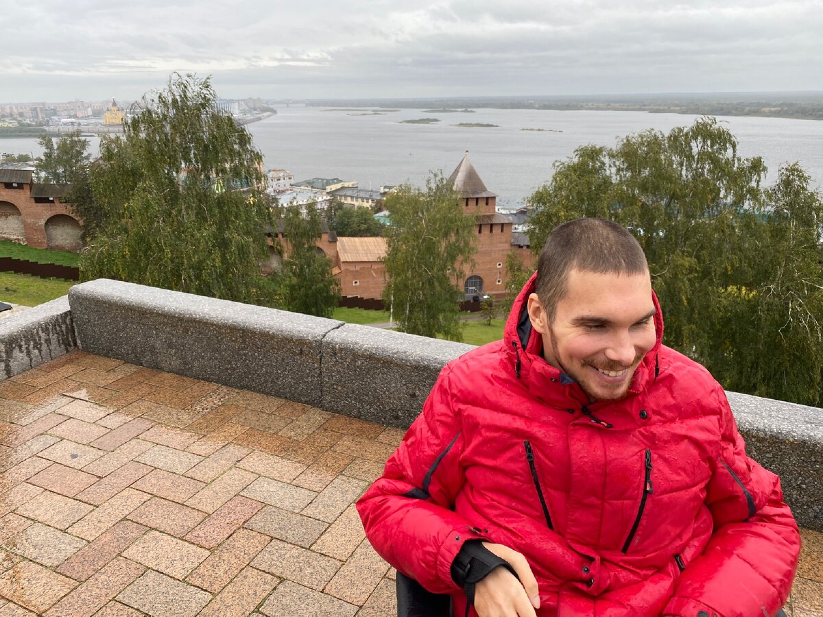 Сергей счастлив