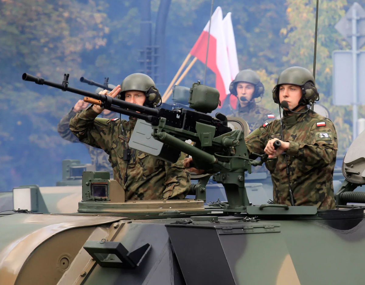 Военные нато в польше. Армия Польши 2022. Войска Польши. Польская армия. Военная угроза.