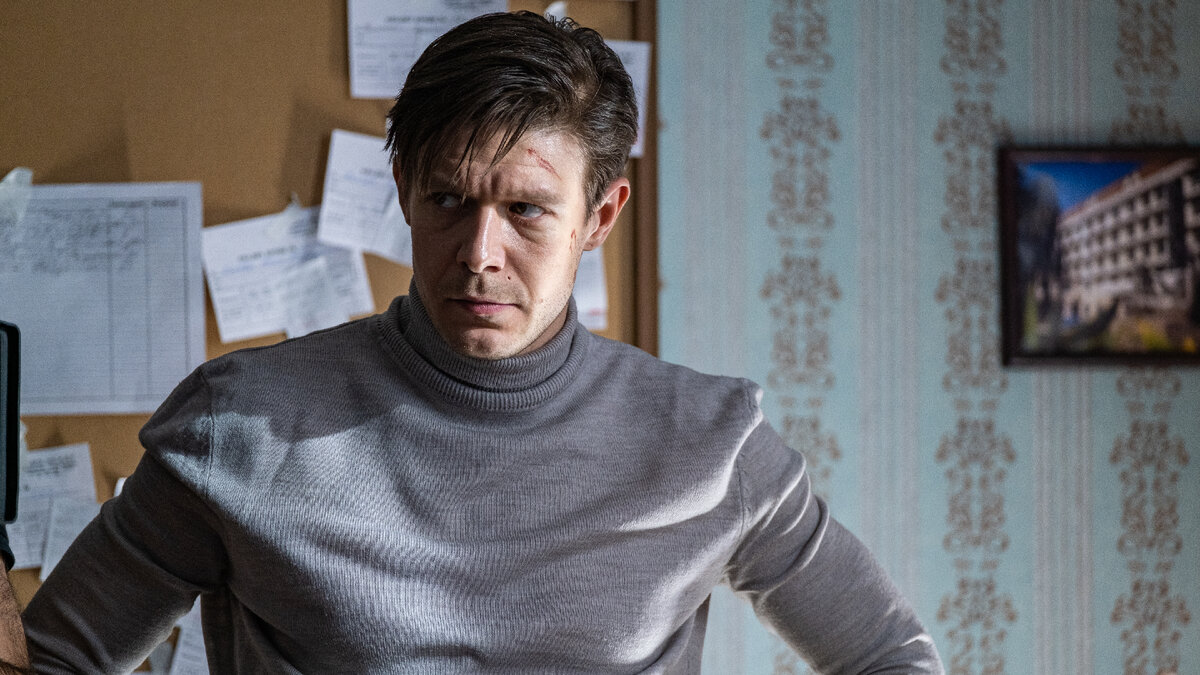 Никита Ефремов предстал в образе специалиста по экзотической болезни