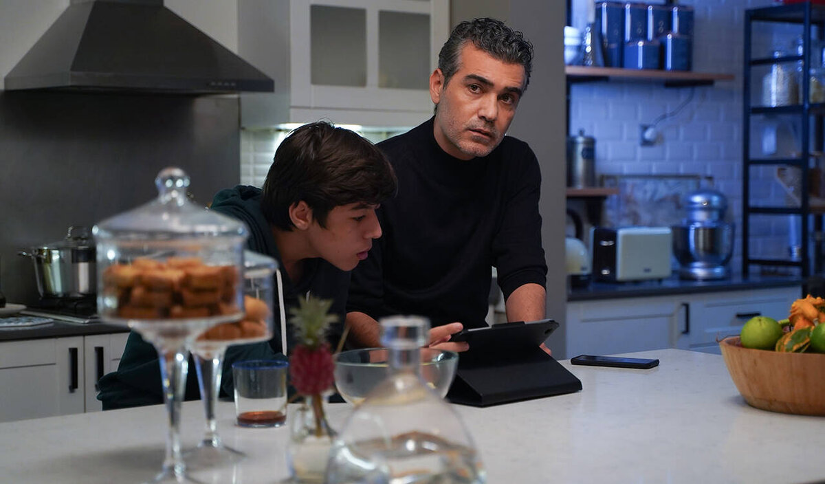 Али и Волкан. Материалы сайта https://ru.kinorium.com