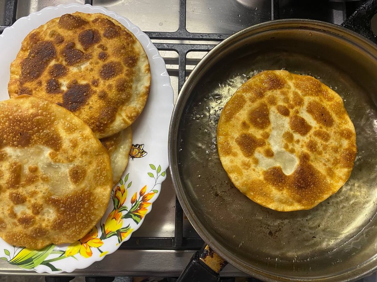 Чебуреки По-турецки. Самое интересное и вкусное - начинка | КУЛИНАРНЫЙ  ТЕХНИКУМ | Дзен