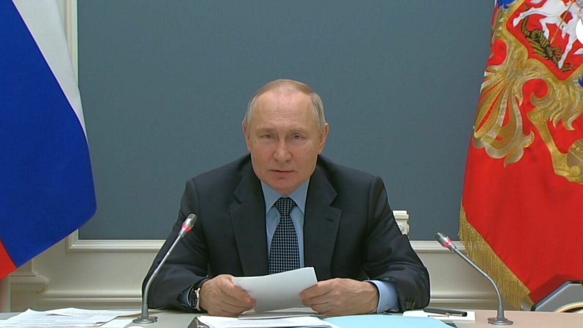     Во время заседания наблюдательного совета «Агентства стратегических инициатив» президент России Владимир Путин (на фото) отметил, что ушедшие из страны иностранные бренды несут большие убытки. Решение зарубежных компаний глава государства прокомментировал прощальными словами: «Всего доброго».