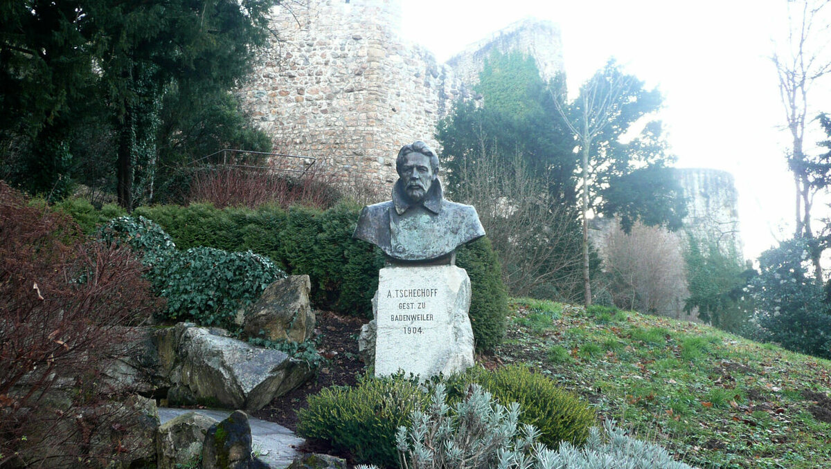     Города-побратимы Люденшайд и Баденвайлер прервали отношения с Таганрогом спустя 30 лет дружбы и сотрудничества, об этом сообщила глава Гордумы Инна Титаренко.