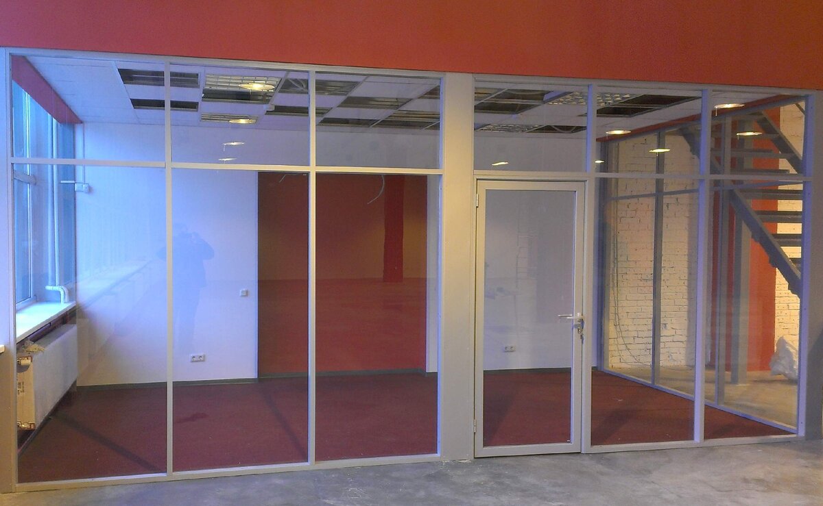 Перегородки из холодного алюминиевого профиля