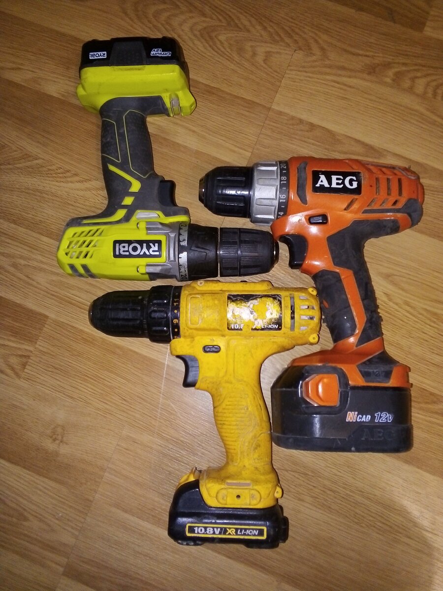                                                       Шуруповерты 