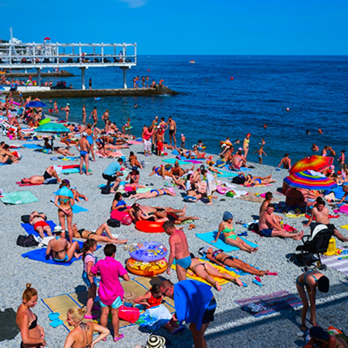 Так у нас отдыхают на пляжах