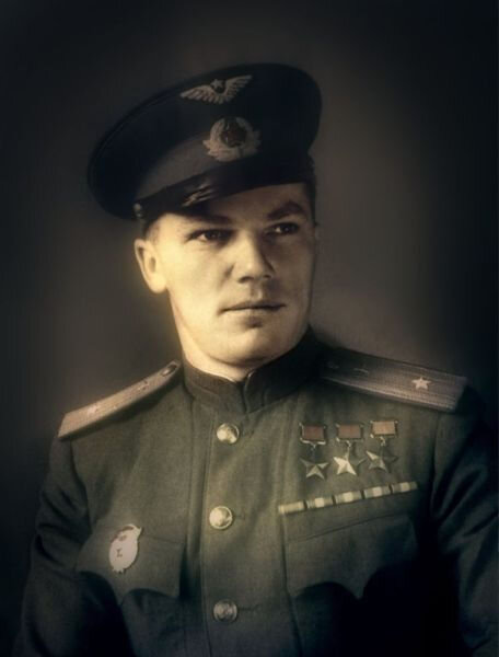 Иван Никитович Кожедуб