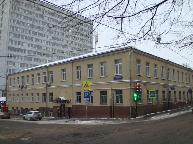 Пересечение Малой Почтовой улицы и Госпитального переулка. Здесь стояло здание в котором родился А.С. Пушкин