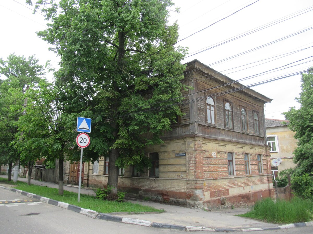 Тула ул пушкина. Пушкинская улица 57 Тула. Пушкинская 23 Оренбург.