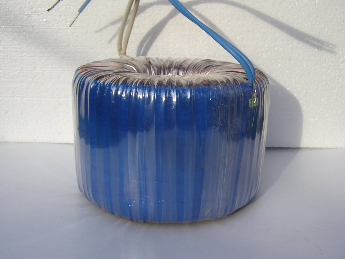 Рисунок 2: Разделительный трансформатор нового образца