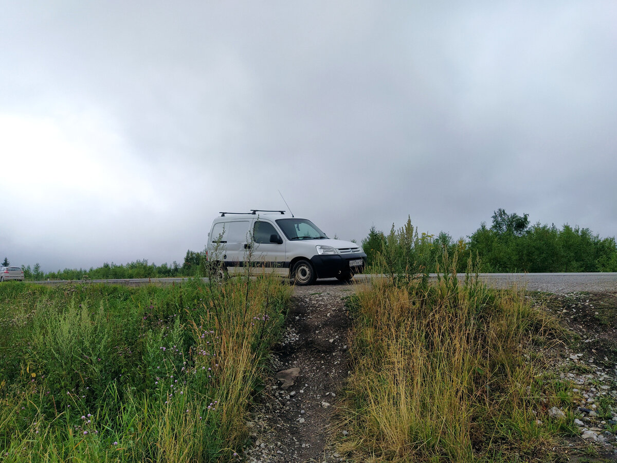 Citroen Berlingo, наш третий путешественник.