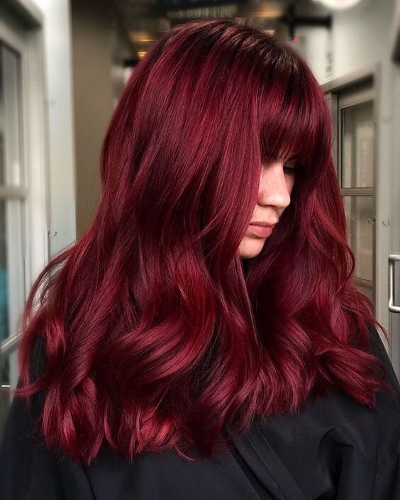 Бордовый цвет волос (30 фото)
