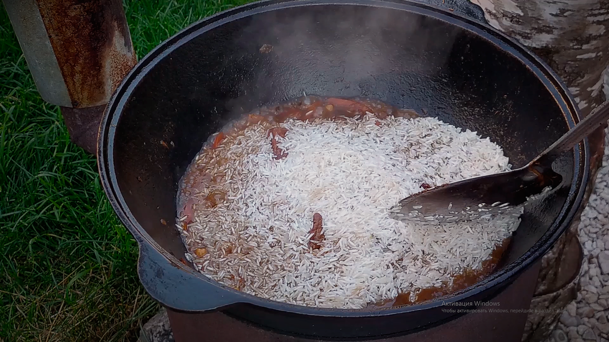 плов рецепт с картинками пошагово. рис зирвак. плов в воде. приготовление плова пошагово. сколько варить рис в плове в казане.