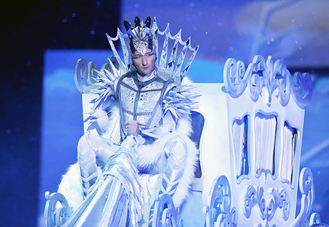 Евгений Плющенко в главной роли в ледовом спектакле «Снежный король»