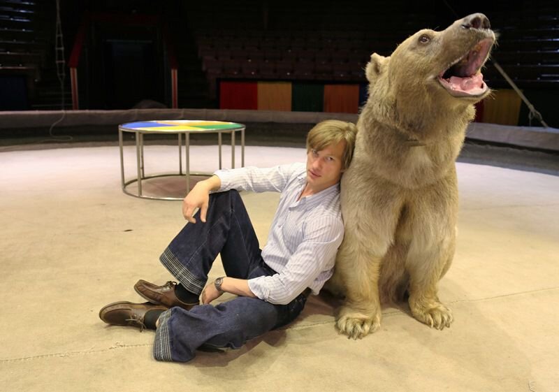 Старлей Ершов в цирке. На съёмках фильма. КиноПоиск