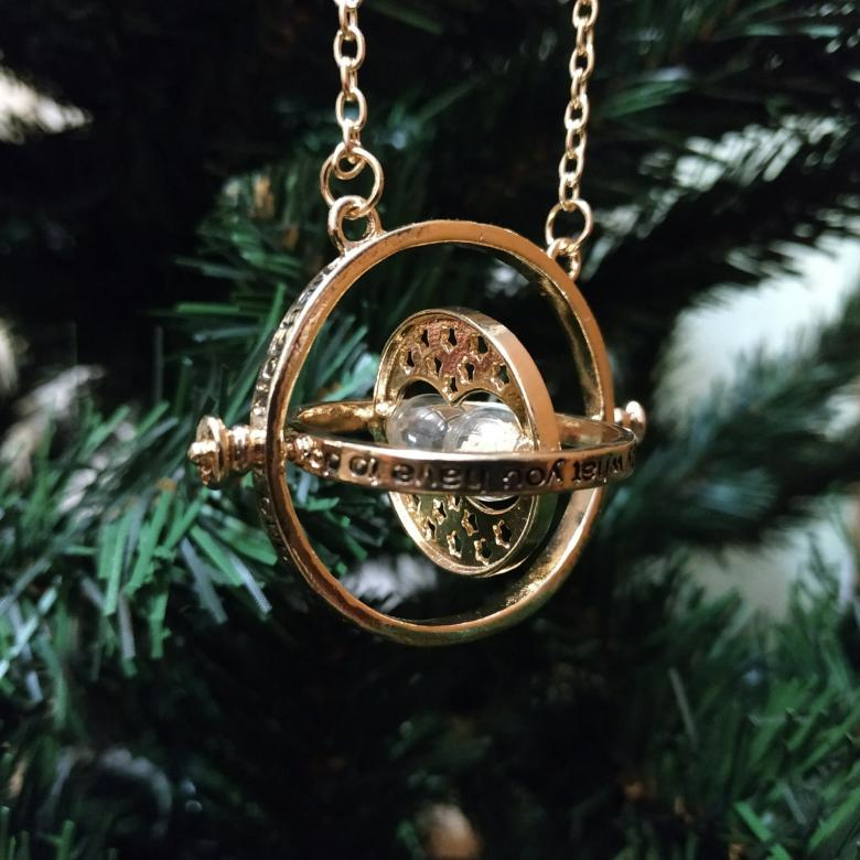 маховик времени. маховик времени. подвеска harry potter "маховик времени". кулон гермионы грейнджер маховик времени. маховик времени.