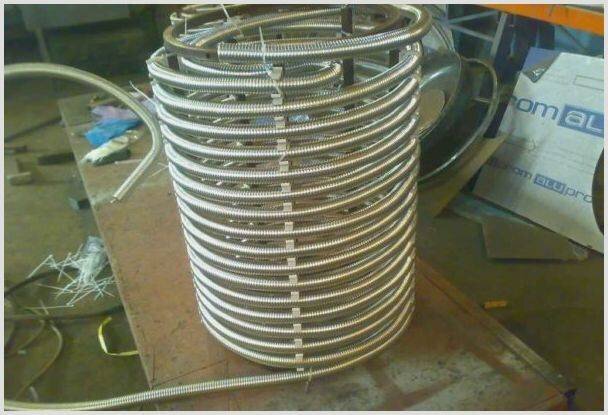 змеевик внутри теплоаккамулятора (взято из открытых источников) свой уже установлен внутри и возможности показать нет