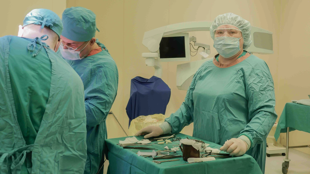 15 февраля день операционной медсестры. медицинская сестра в операционной. с днем операционной медсестры. всемирный день операционной медсестры. день операционных медсестер.