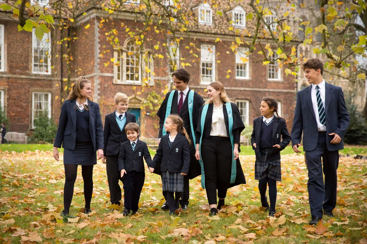 Британская школа. Школа в Великобритании Кингс. Школьная форма в the King’s School Canterbury. Boarding School Кембридж. Частные школа Англии Kings School Ely.