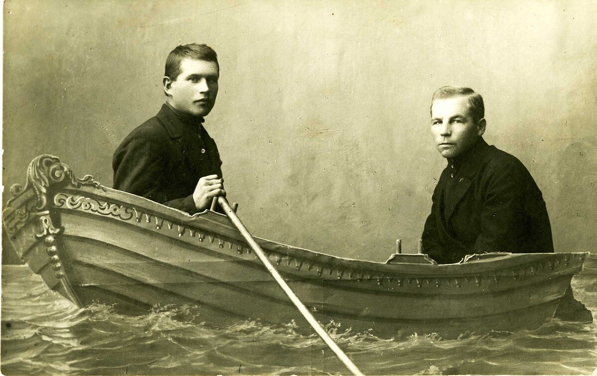 Мой прадедушка(справа) с братом