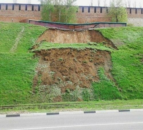 22 сентября 2018 г. «Может рухнуть завтра». Нижегородский кремль готовят к восстановлению https://www.nn.-25
