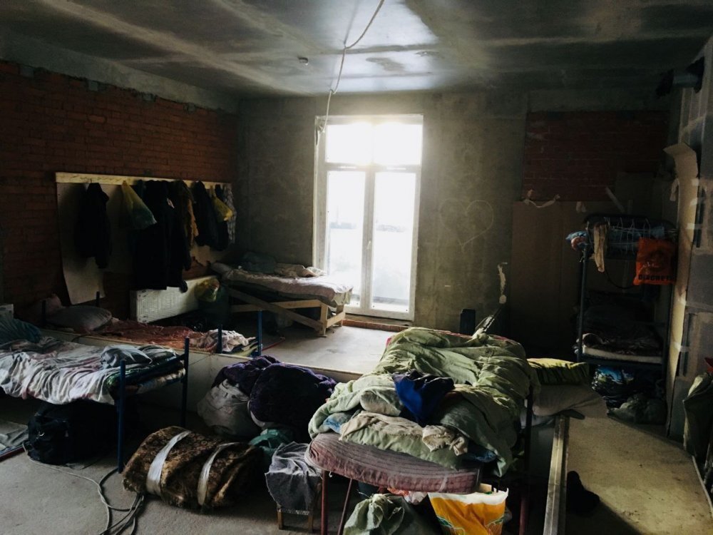 Приходишь в свою новую квартиру, а там уже живет большая дружная компания... Фото: ТГ-канал "Белая каска"