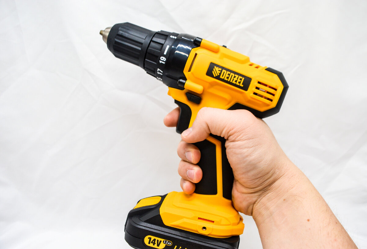 аккумуляторная дрель-шуруповерт rosta lcd0139-18 25 н·м. обзор дрель шуруповерт. Makita df332dwae. обзор дрель шуруповерт. Rtrmax карчер.