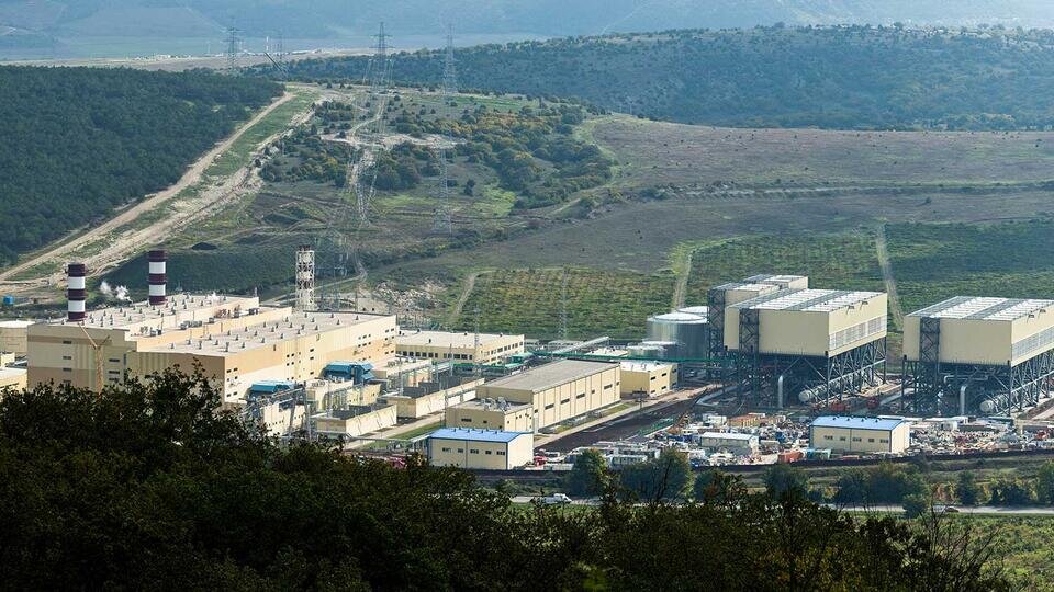     Власти Севастополя заявили об атаке беспилотника на Балаклавскую ТЭС ТАСС/Сергей Мальгавко