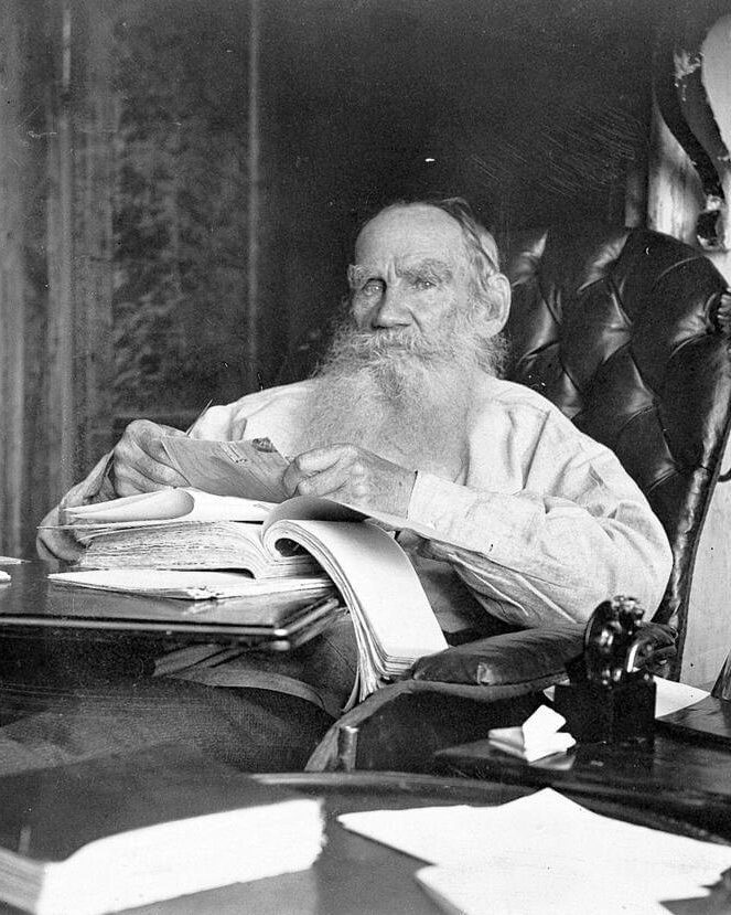 Лев Николаевич Толстой 