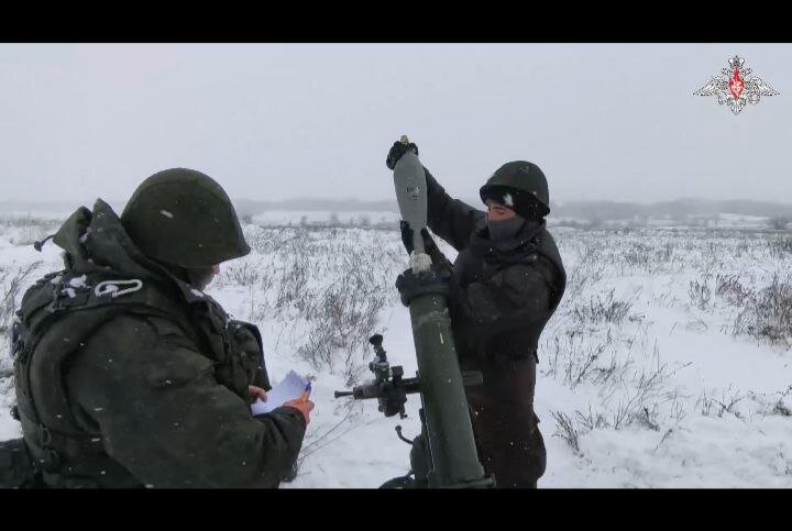    Минобороны РФ показало боевую подготовку артиллеристов на полигоне в Оренбуржье Елена Шкатова