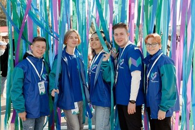    Волонтеры в Москве ©Пресс-служба Комитета общественных связей и молодежной политики города Москвы