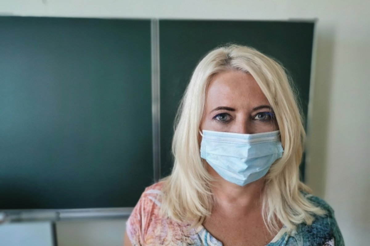    Тюменцы, недовольные дистантом из-за ОРВИ, привели детей в школу