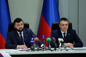    Фото: Дениc Пушилин и Леонид Пасечник, gazeta-dnr.ru Роман Янышев