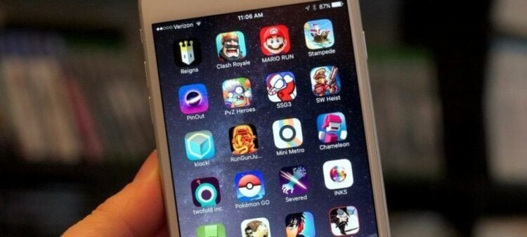    На Айфоне каждый сможет найти для себя, во что поиграть.