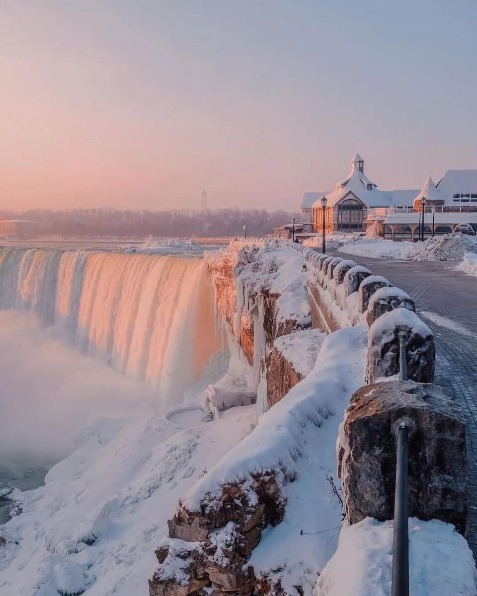   @niagarafalls/instagram (признан экстремистским и запрещен в РФ)