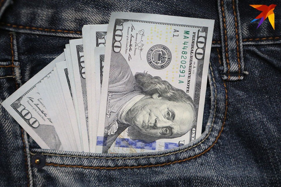     Нацбанк рассказал о выявлении фальшивой валюты и поддельных белорусских рублей в 2022-м в Беларуси. Дмитрий ЛАСЬКО