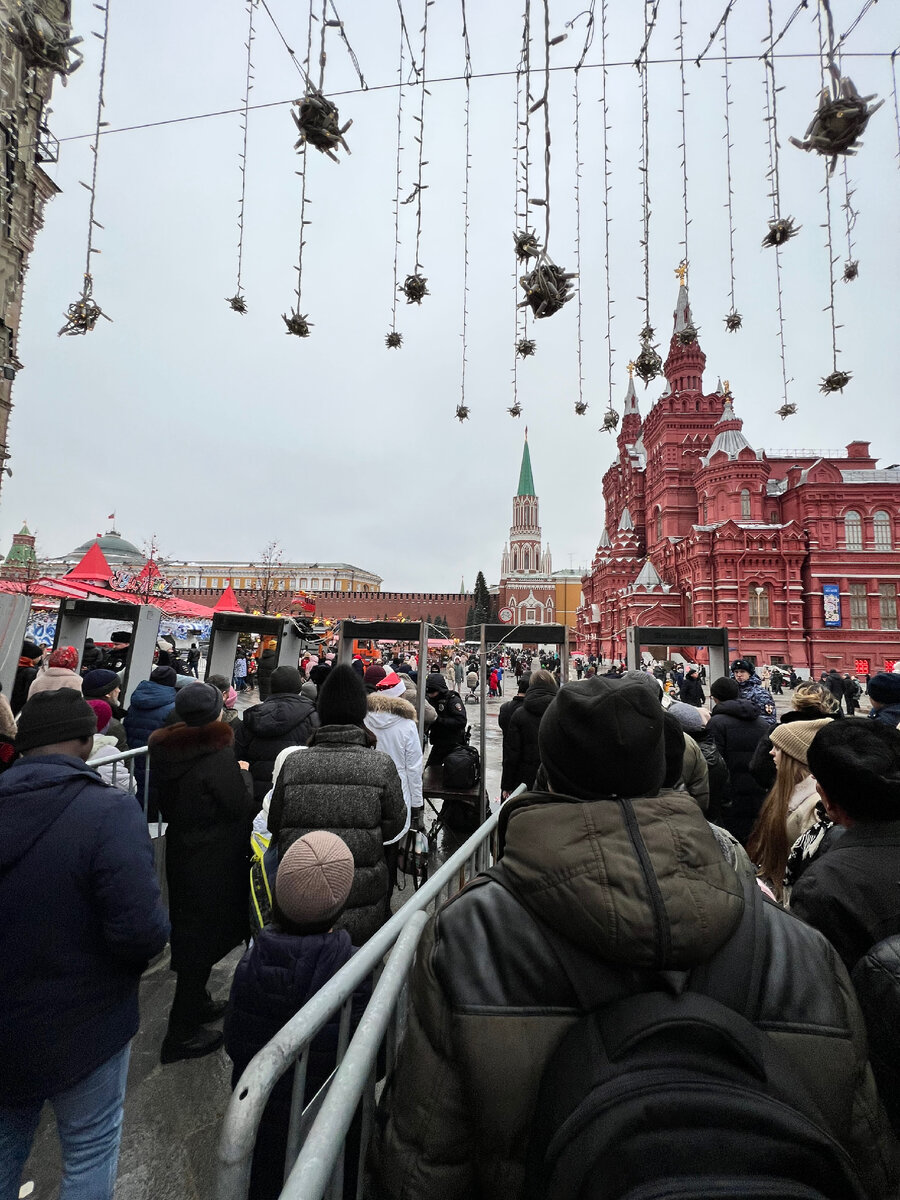 красная площадь в москве сейчас