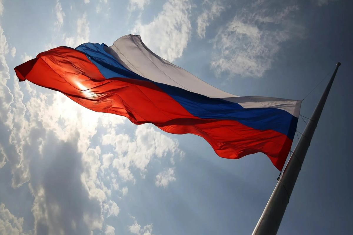    России не стоит надеяться на дружественные страны, утверждает эксперт Алексей А.