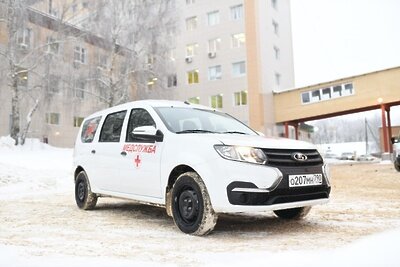    Новый автомобиль неотложной помощи в Дмитровской областной больнице © Пресс-служба администрации Дмитровского городского округа