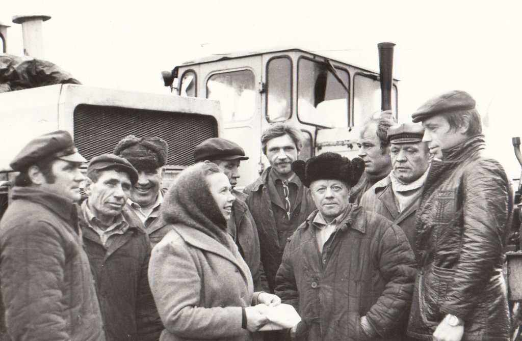 совхоз 2 пятилетка лискинский район. совхоз пятилетка воронежская область. совхоз вторая пятилетка. совхоз 2 пятилетка лискинского района озеро. черепановский памятник.